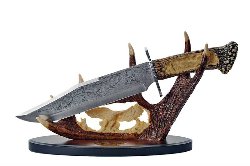 Eagle Bowie With Antler Stand Display Wildlife Collectible Knife